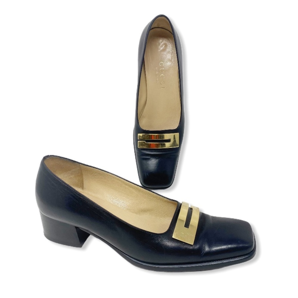 Gucci Black Leather Low Heel Loafers with Gold Accent